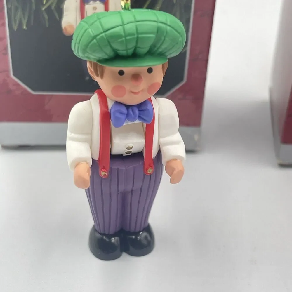 2 Hallmark Keepsake Family‎ Christmas Ornaments Son Daughter